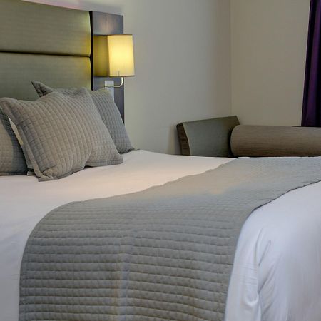 Premier Inn Huddersfield West المظهر الخارجي الصورة