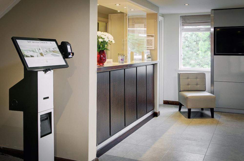 Premier Inn Huddersfield West المظهر الخارجي الصورة